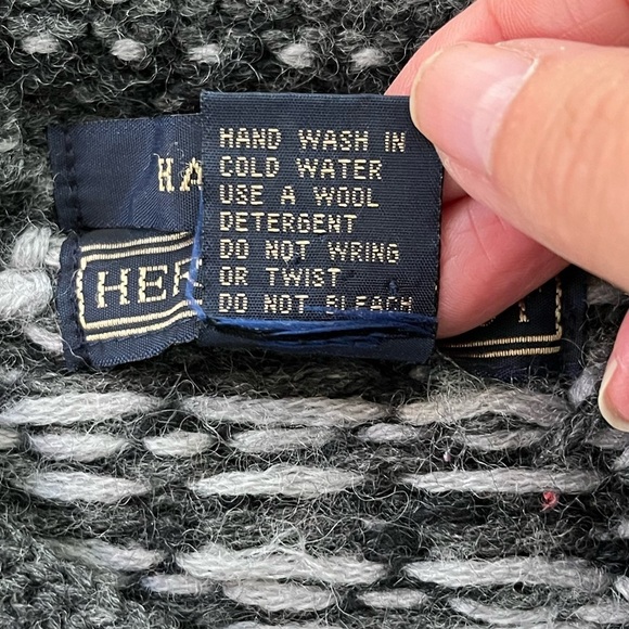 Herman Geist Hand Knit 100% Wool Zippered Cabincore Sweater Cardigan Size Large - Picture 10 of 13